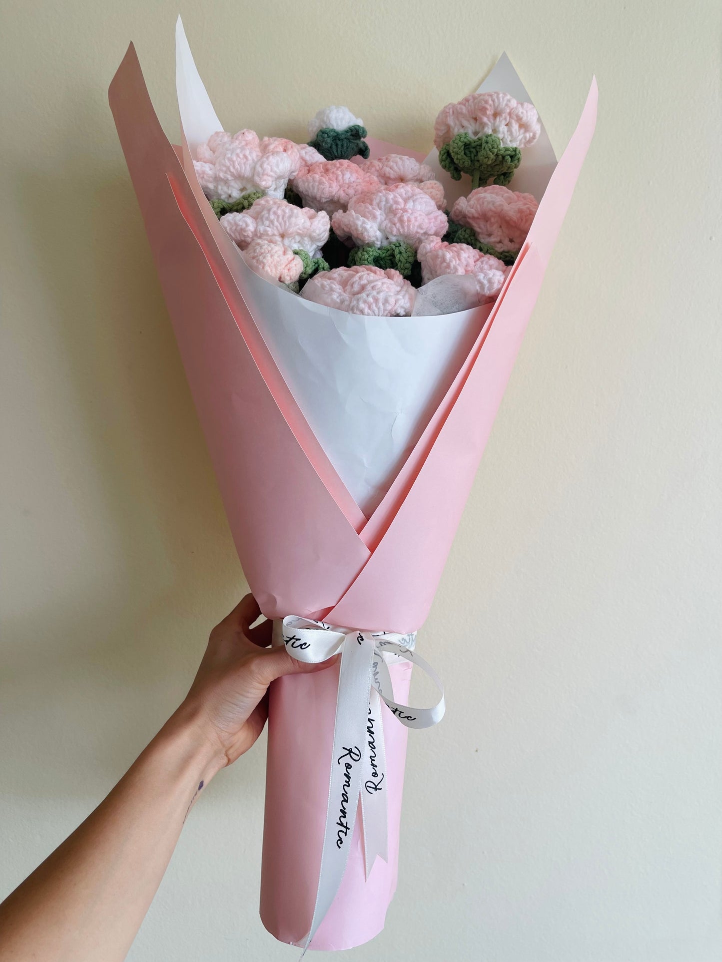 Handmade Pink Crochet Roses Bouquet – Soft Blush Design