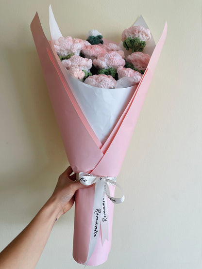 Handmade Pink Crochet Roses Bouquet – Soft Blush Design