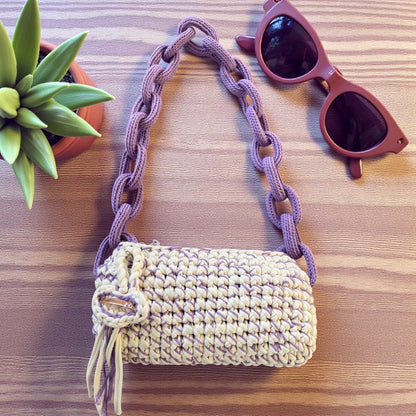 Handmade Crochet Chain Shoulder Bag – Modern Trendy Style with Secure Zipper Closure