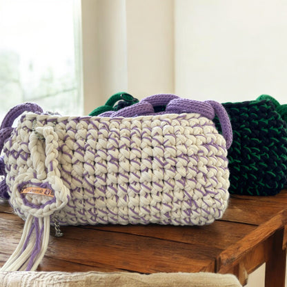 Handmade Crochet Chain Shoulder Bag – Modern Trendy Style with Secure Zipper Closure