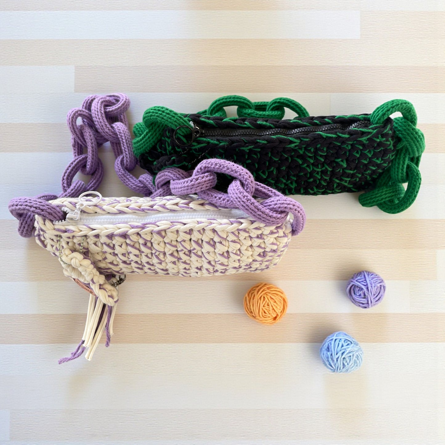 Handmade Crochet Chain Shoulder Bag – Modern Trendy Style with Secure Zipper Closure